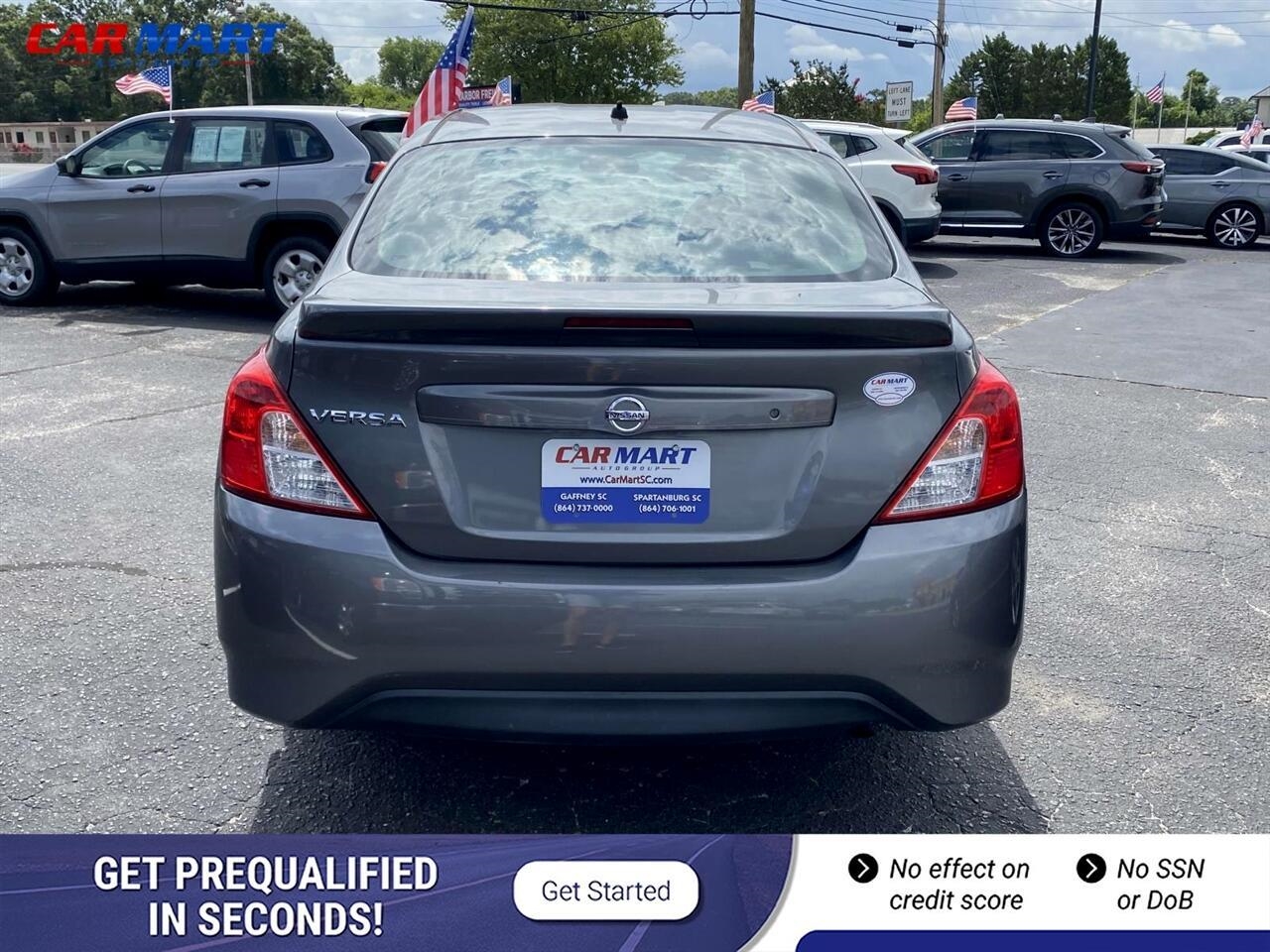 Nissan Versa  2017