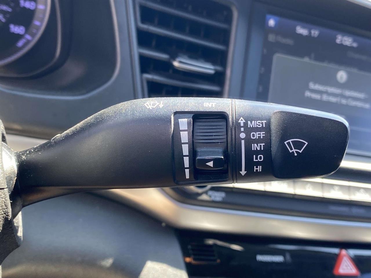 Hyundai Elantra  2020