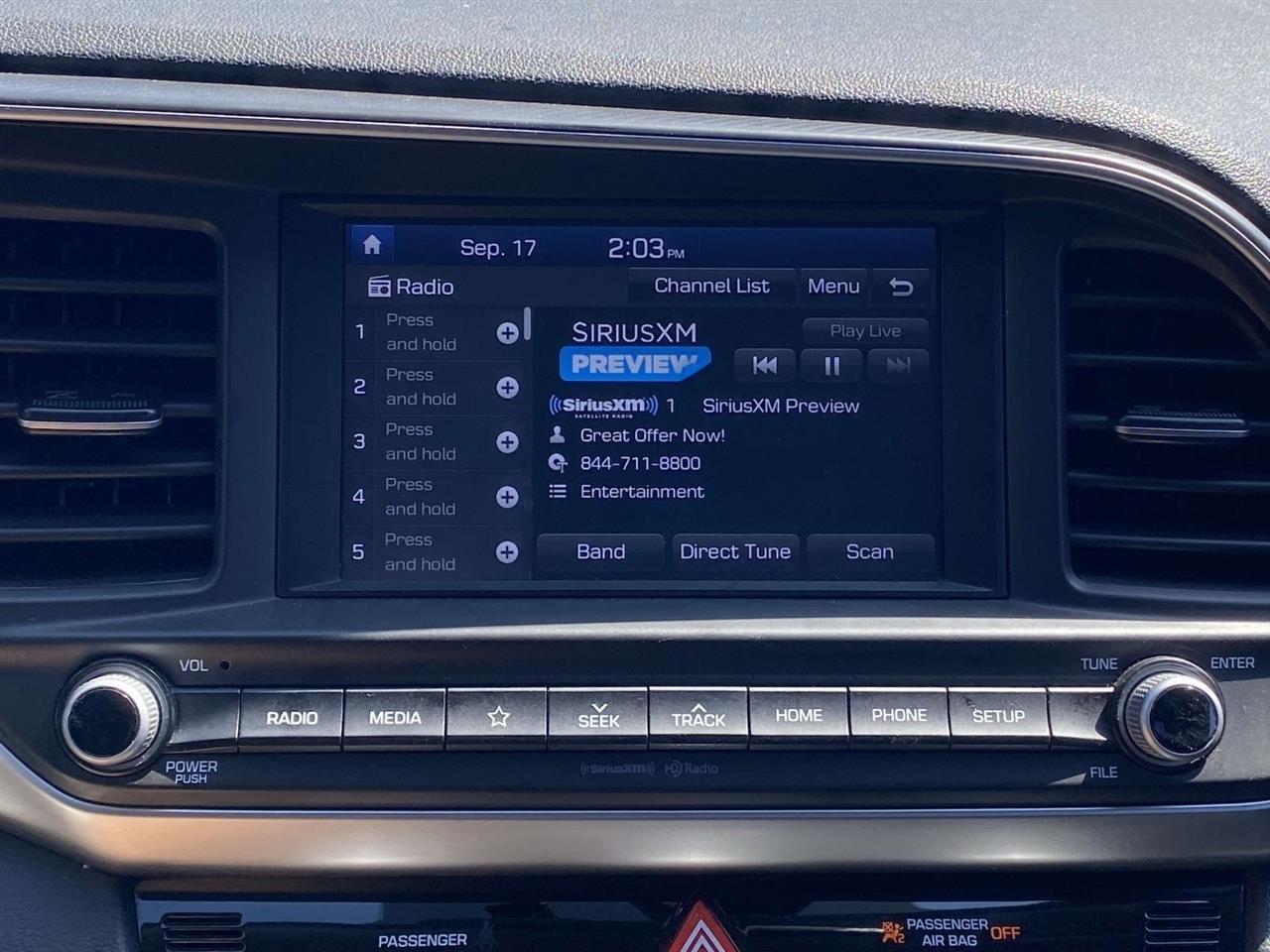 Hyundai Elantra  2020