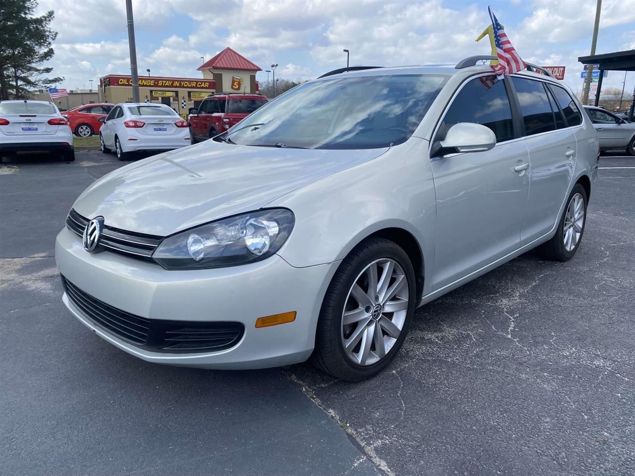 Volkswagen Jetta SportWagen  2011