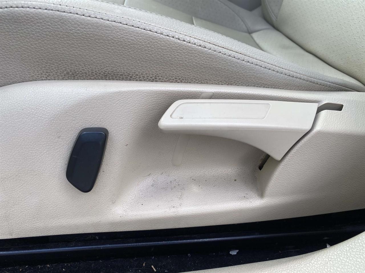 Volkswagen Jetta SportWagen  2011