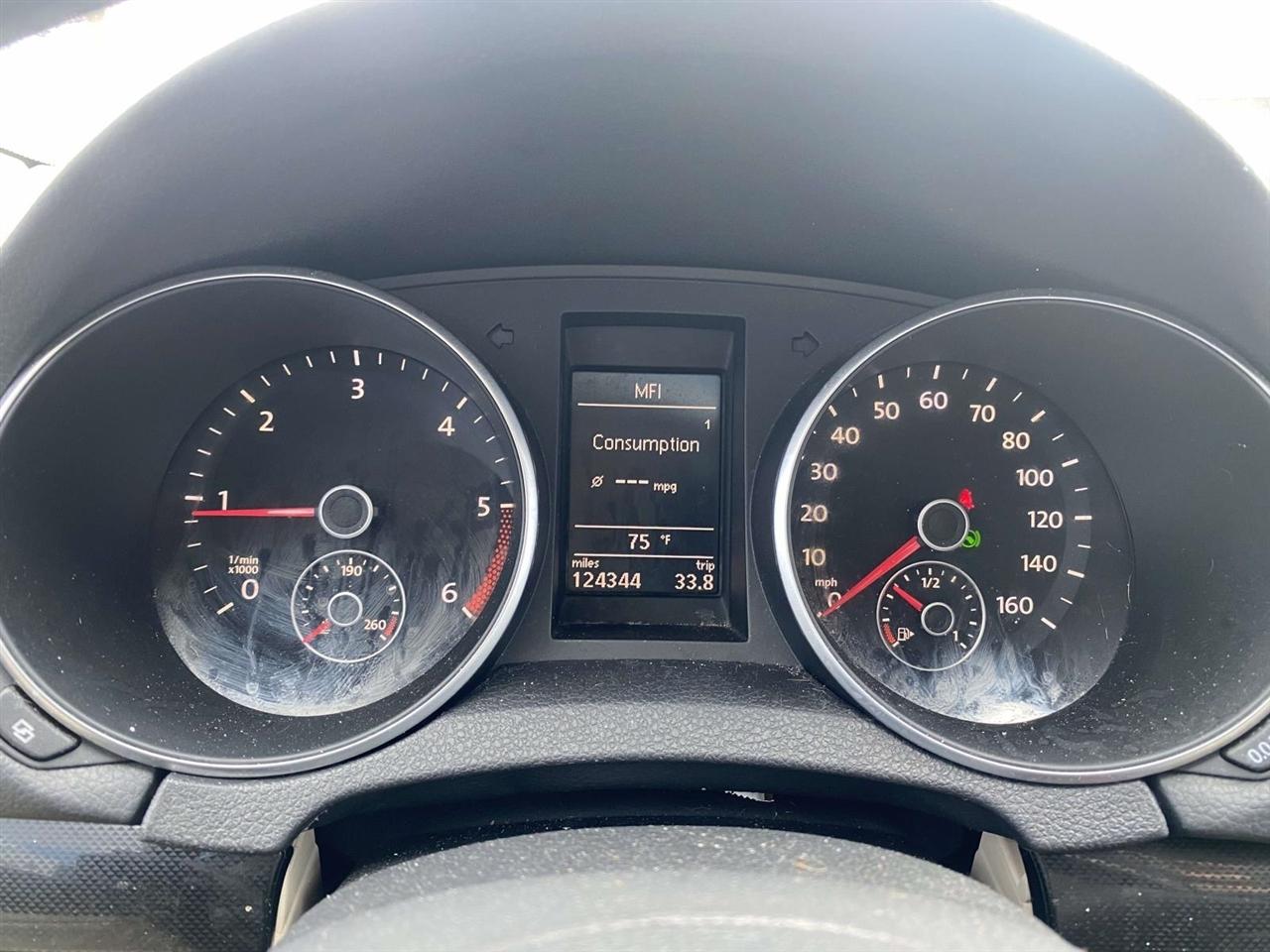 Volkswagen Jetta SportWagen  2011