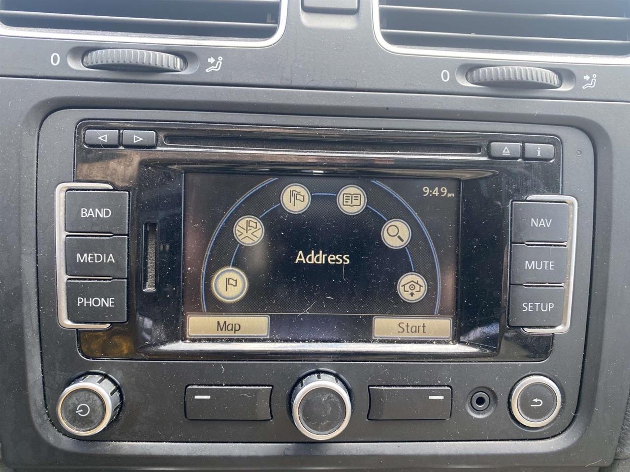 Volkswagen Jetta SportWagen  2011