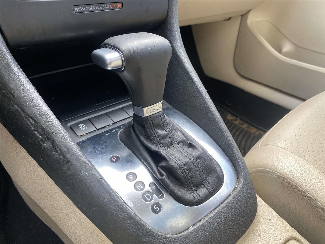 Volkswagen Jetta SportWagen  2011