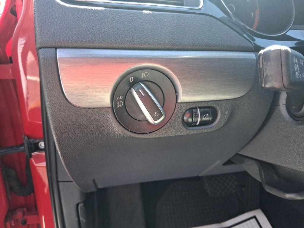 Volkswagen Jetta  2016