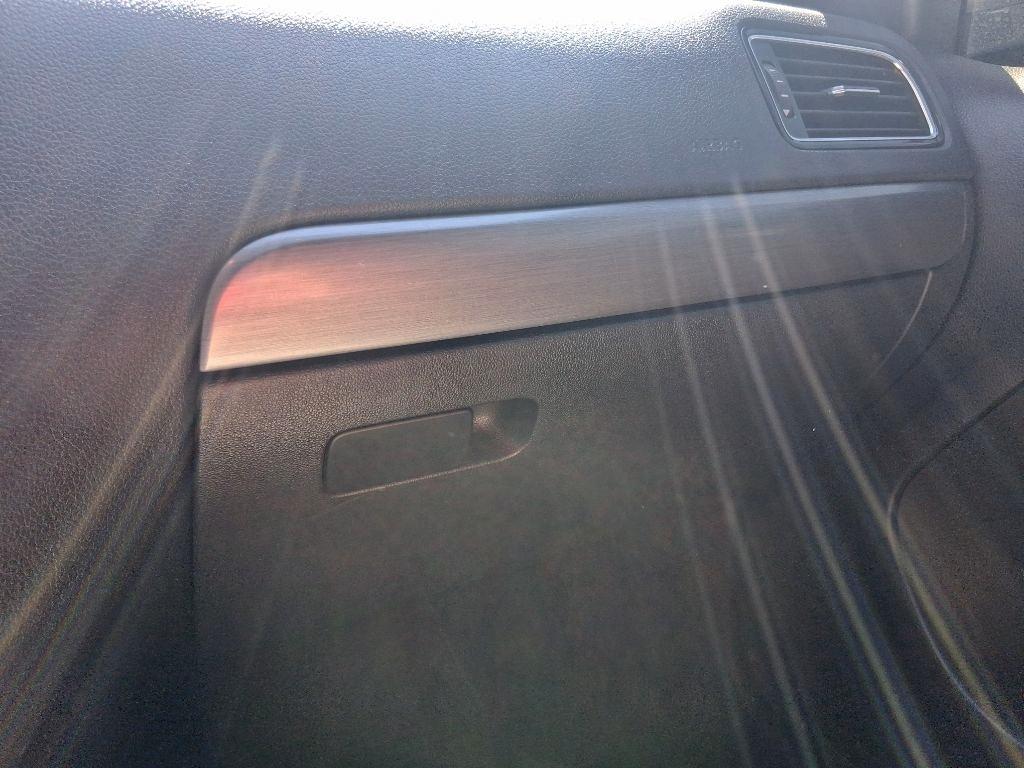 Volkswagen Jetta  2016