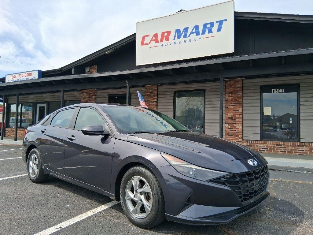 2022 Hyundai Elantra SE