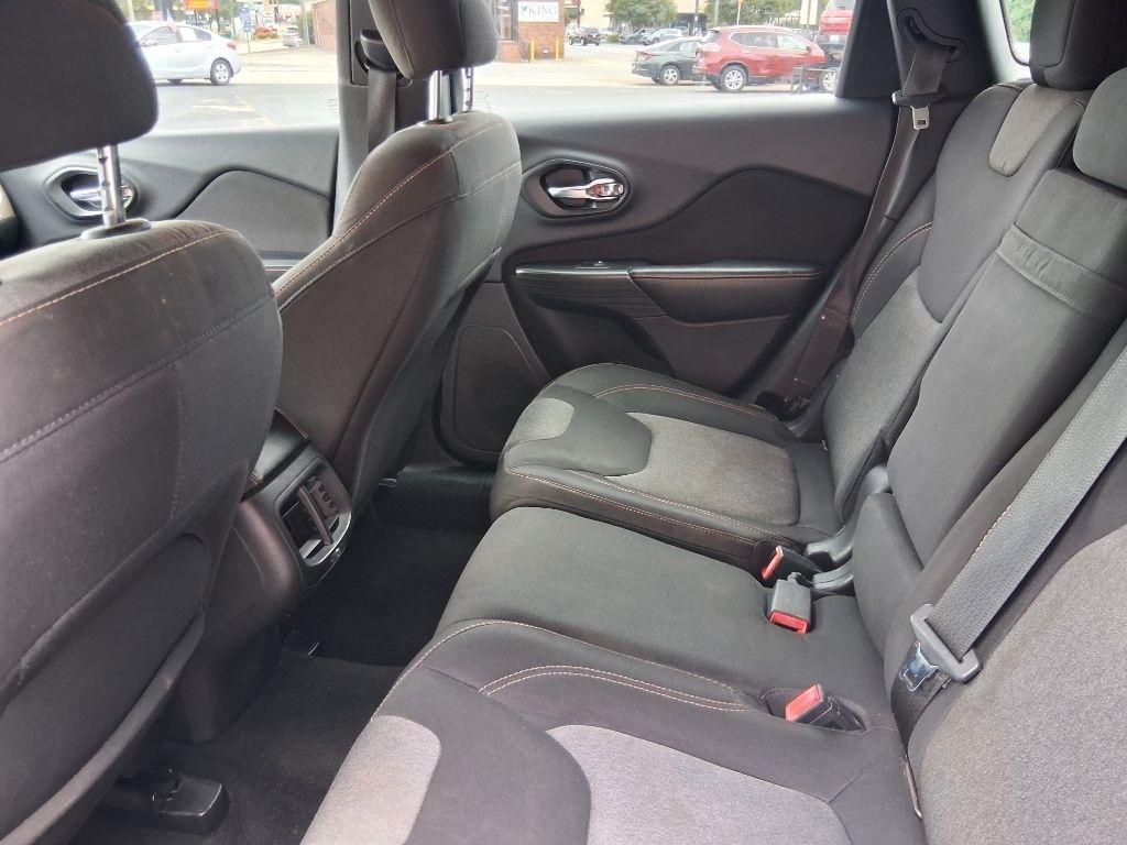 Jeep Cherokee  2015