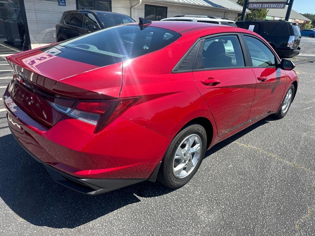 Hyundai Elantra  2023