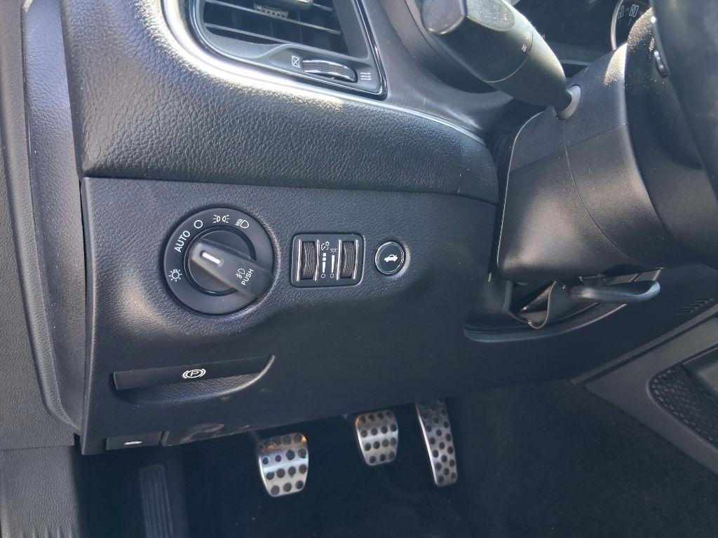 Dodge Challenger  2015