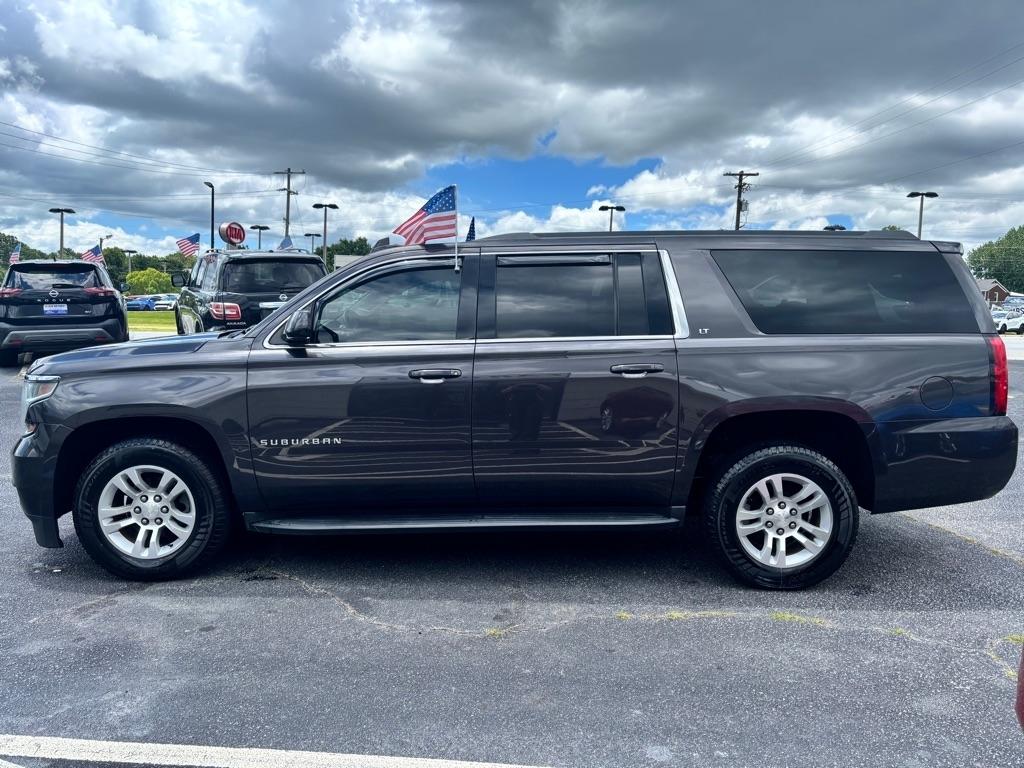 Chevrolet Suburban  2017