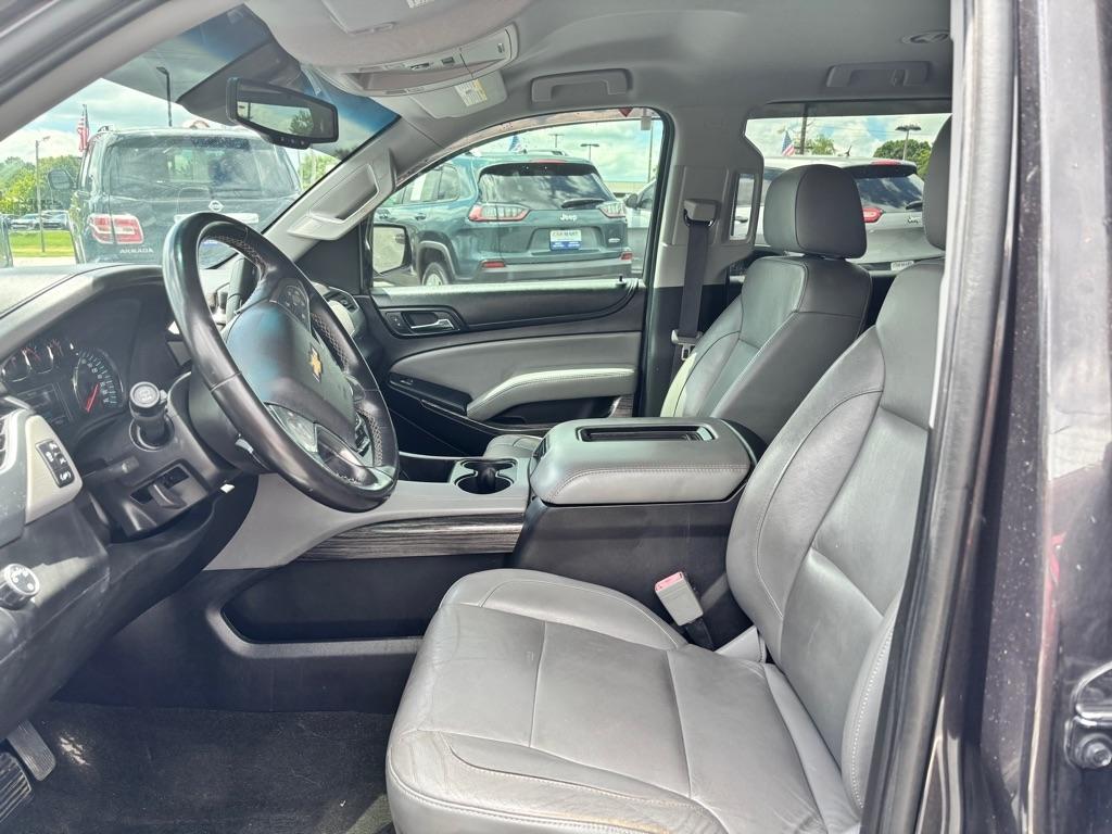 Chevrolet Suburban  2017