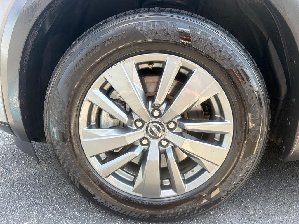 Nissan Pathfinder  2022
