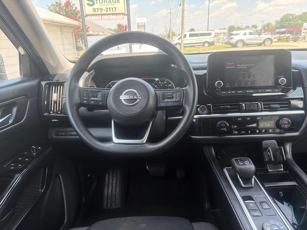 Nissan Pathfinder  2022
