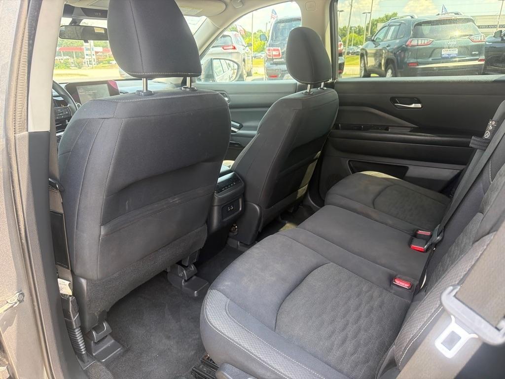 Nissan Pathfinder  2022
