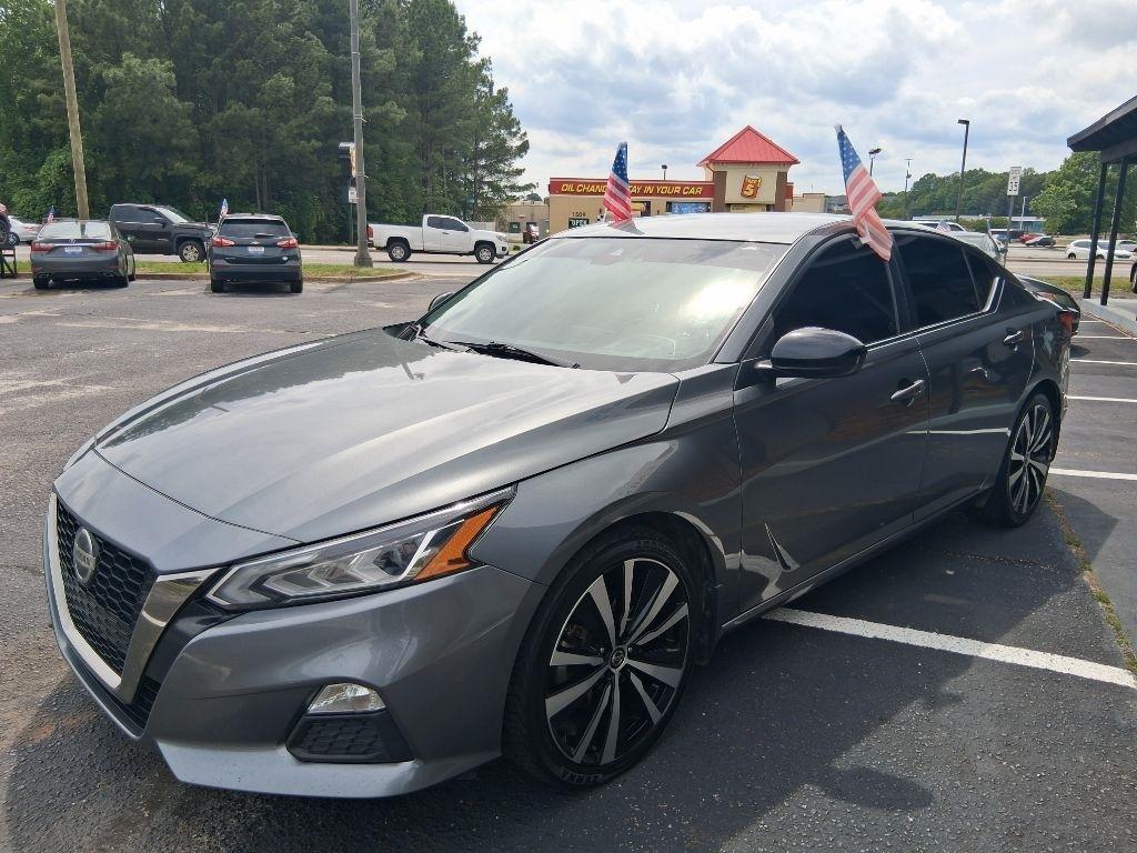 Nissan Altima  2022