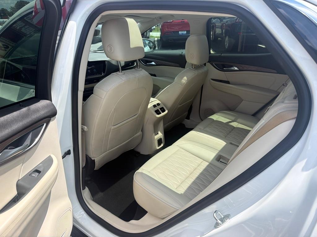 Buick Envision  2021