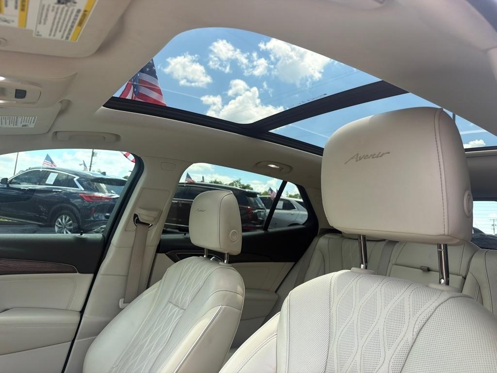 Buick Envision  2021