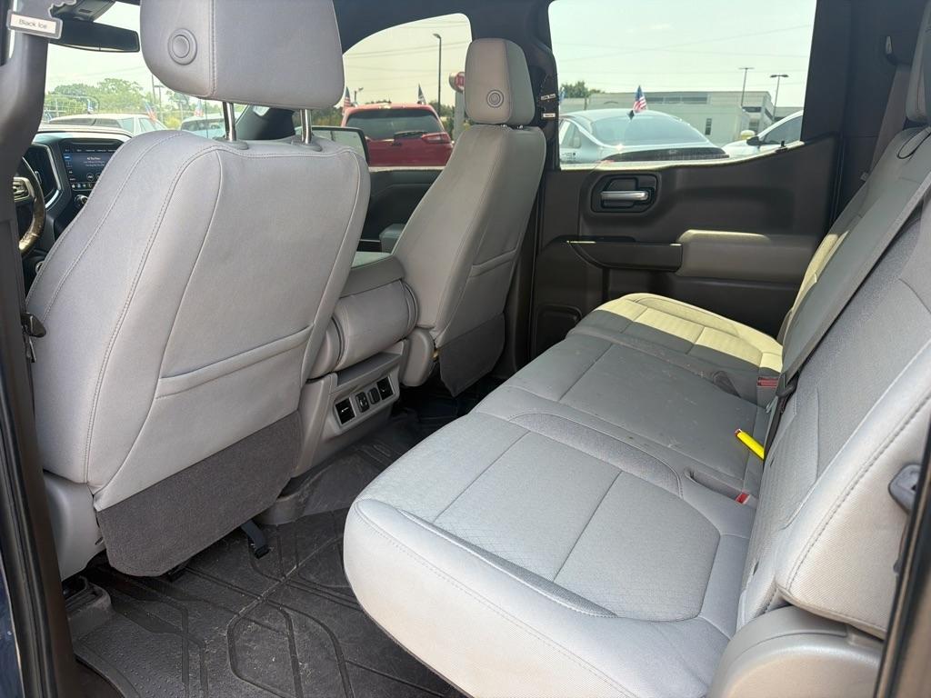 Chevrolet Silverado 1500  2021