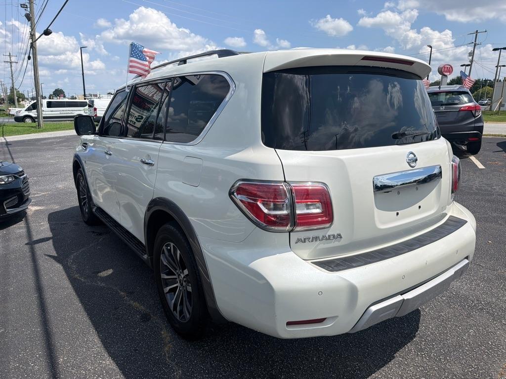 Nissan Armada  2017