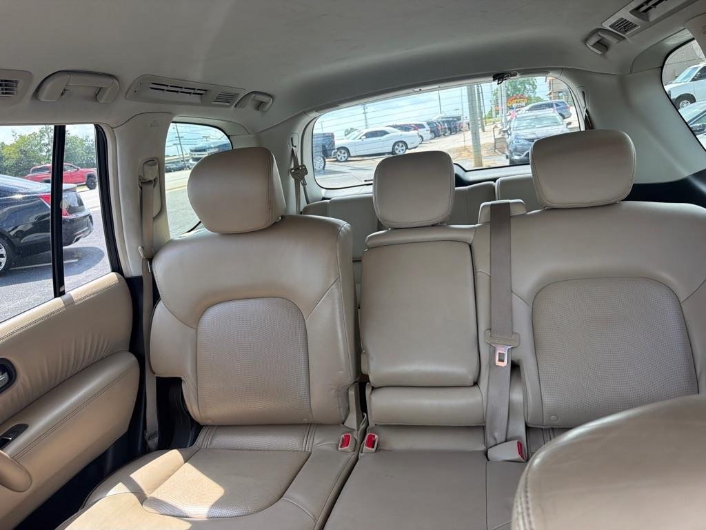 Nissan Armada  2017