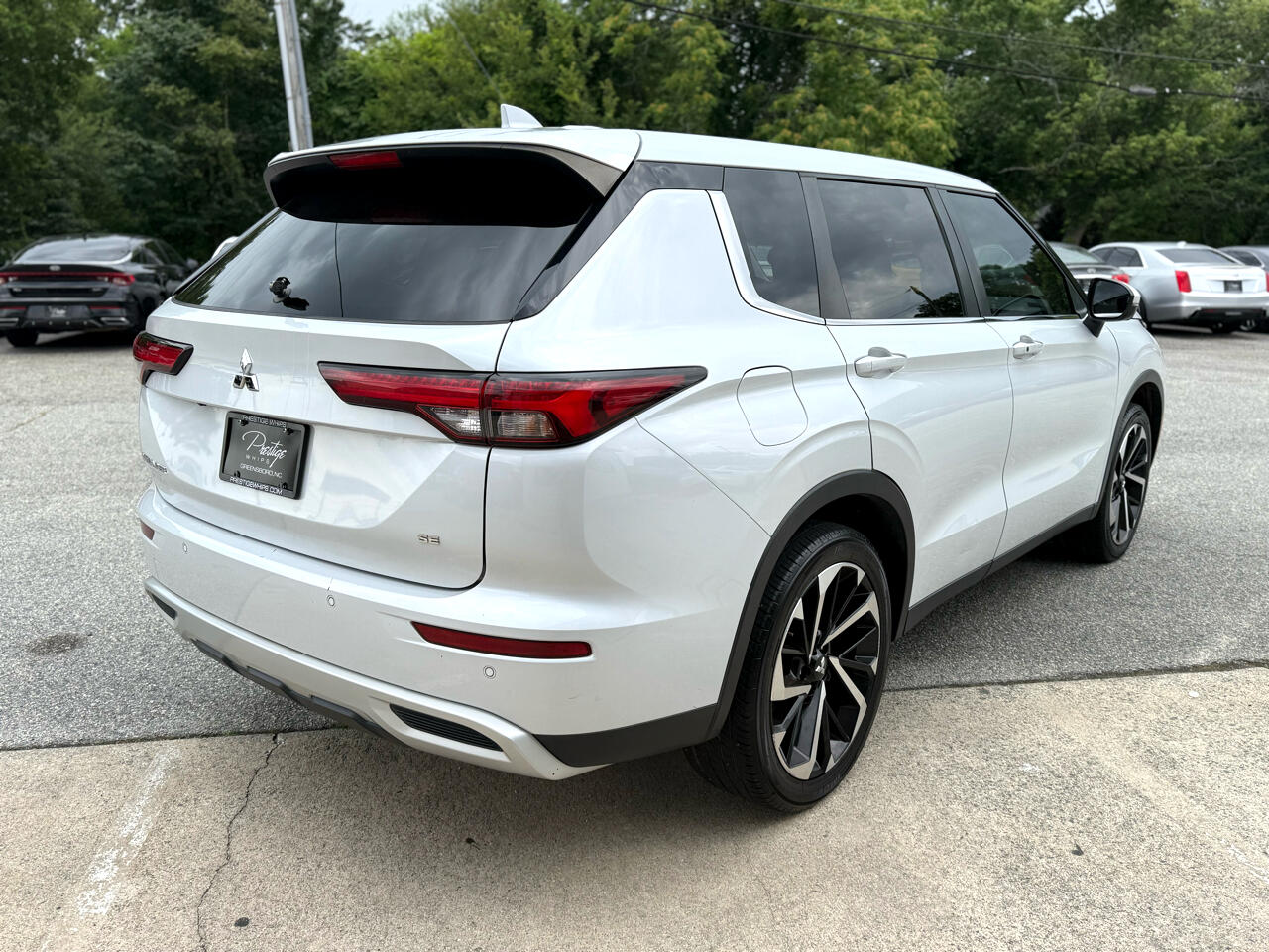 Mitsubishi Outlander SE 2WD 2022