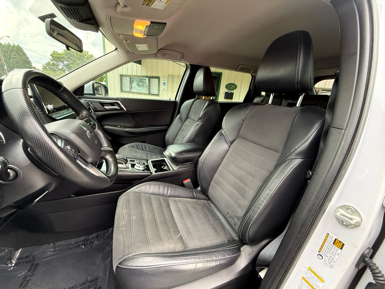 Mitsubishi Outlander SE 2WD 2022