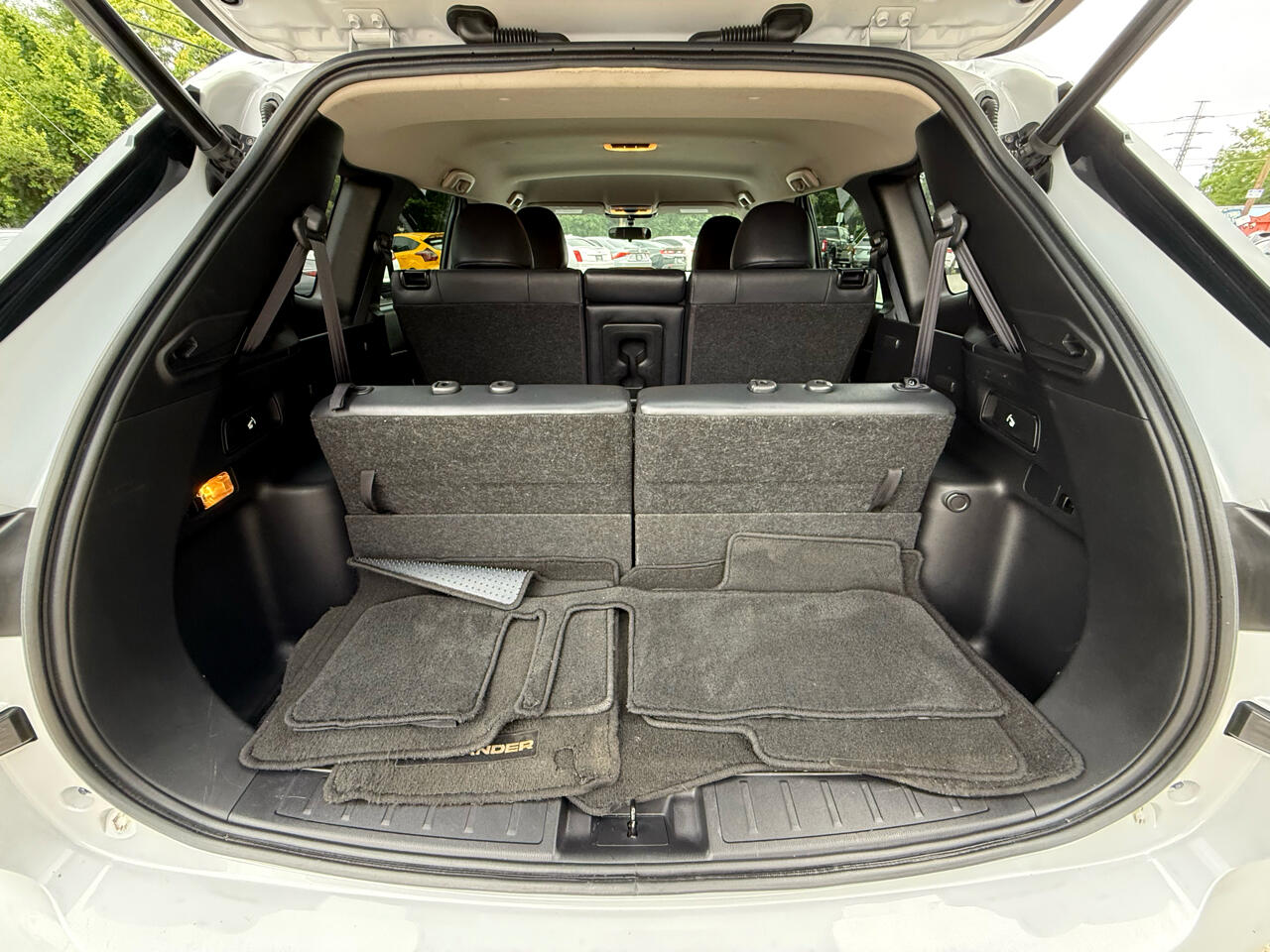 Mitsubishi Outlander SE 2WD 2022