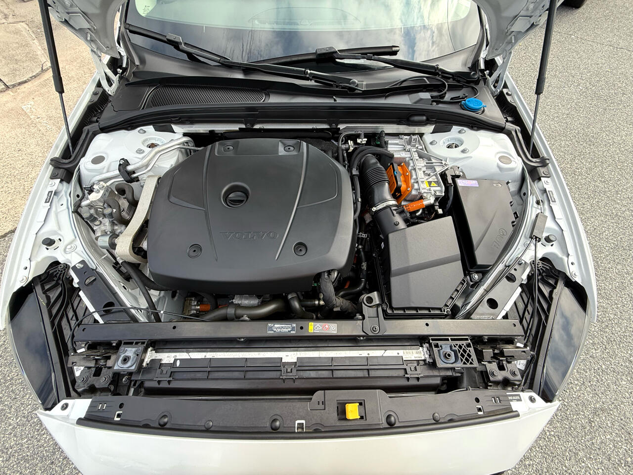 Volvo S60 Recharge T8 Plus Dark AWD 2024