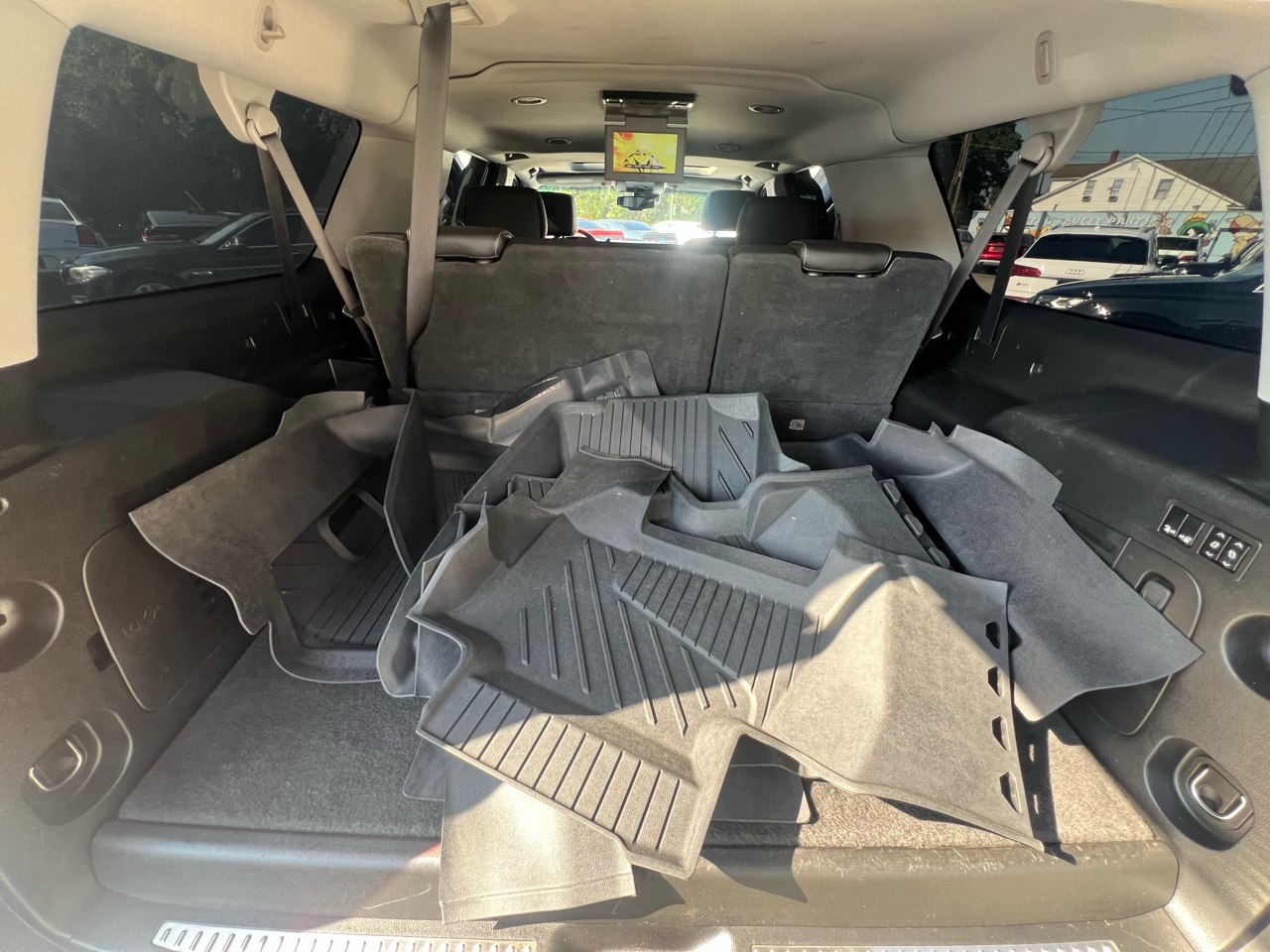 Chevrolet Suburban LT 4WD 2019