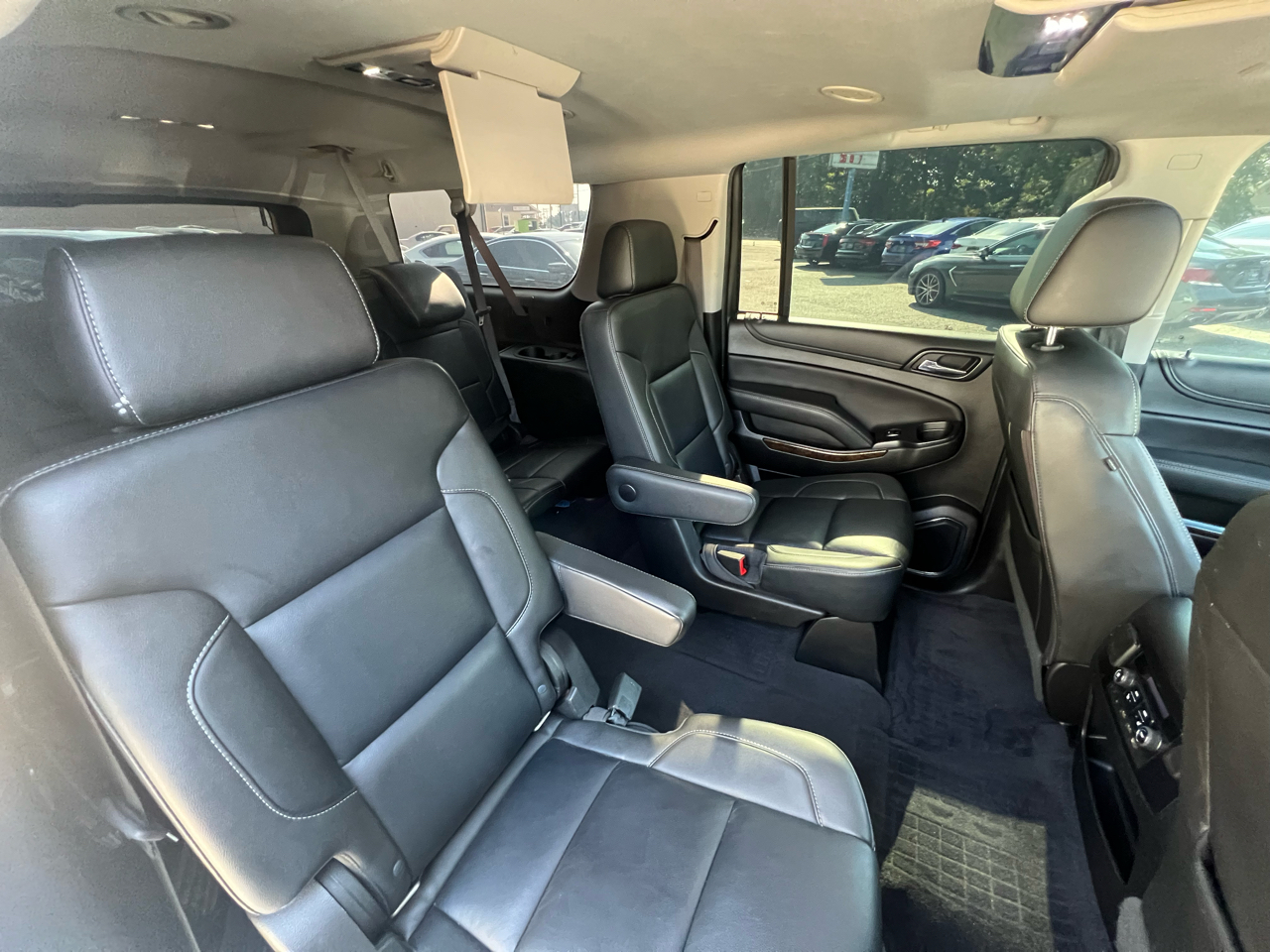 Chevrolet Suburban LT 4WD 2019