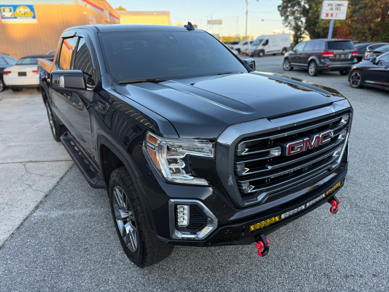 GMC Sierra 1500 AT4 Crew Cab Short Box 4WD 2020