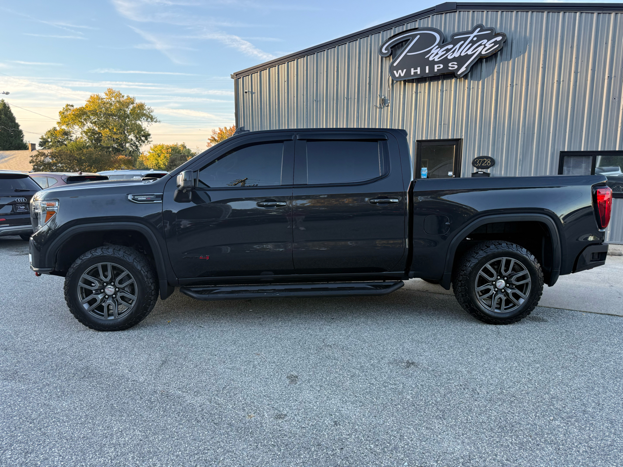 GMC Sierra 1500 AT4 Crew Cab Short Box 4WD 2020