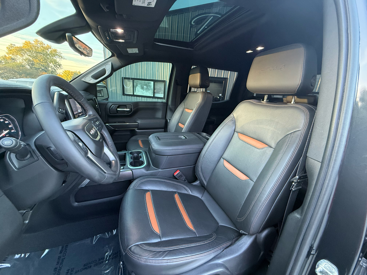 GMC Sierra 1500 AT4 Crew Cab Short Box 4WD 2020