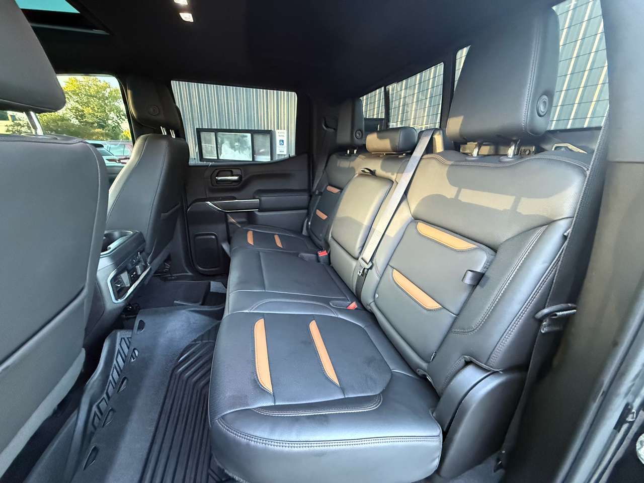 GMC Sierra 1500 AT4 Crew Cab Short Box 4WD 2020
