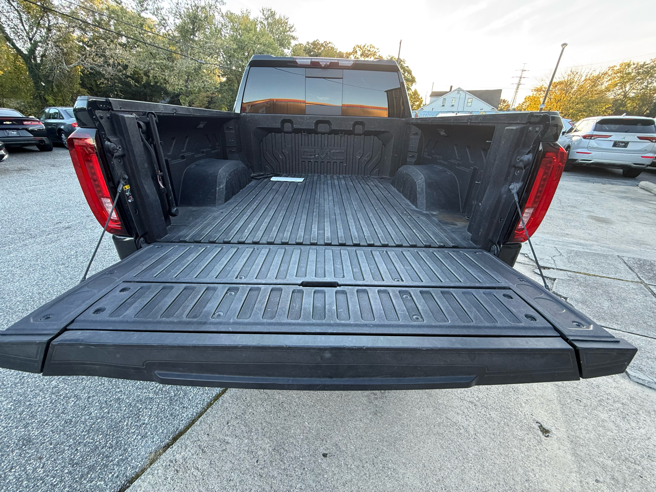 GMC Sierra 1500 AT4 Crew Cab Short Box 4WD 2020