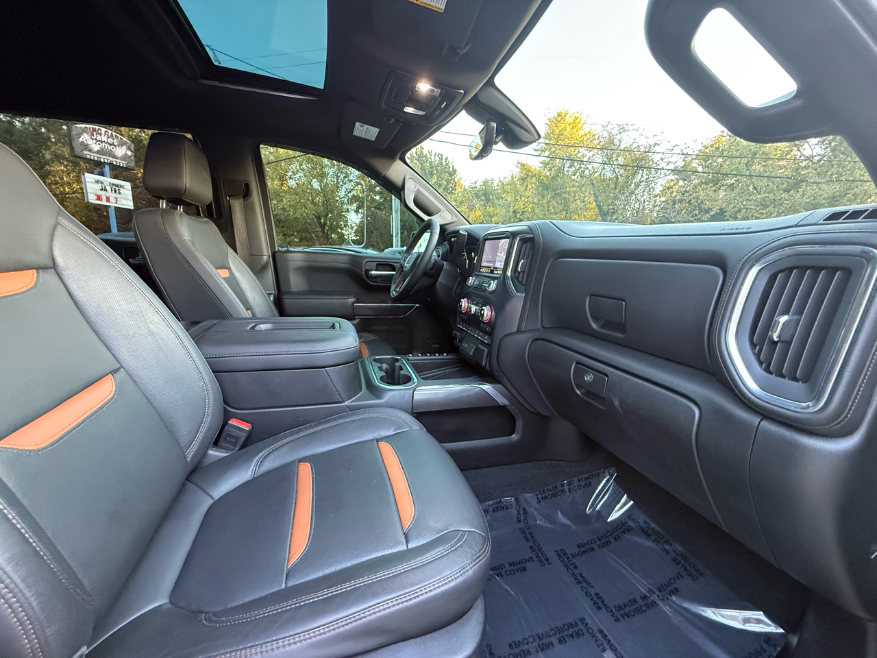 GMC Sierra 1500 AT4 Crew Cab Short Box 4WD 2020