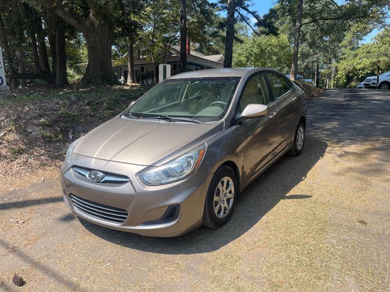 2013 Hyundai Accent GLS 4-Door