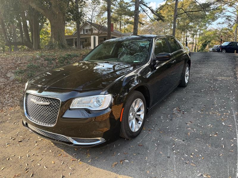 2015 Chrysler 300 Limited RWD