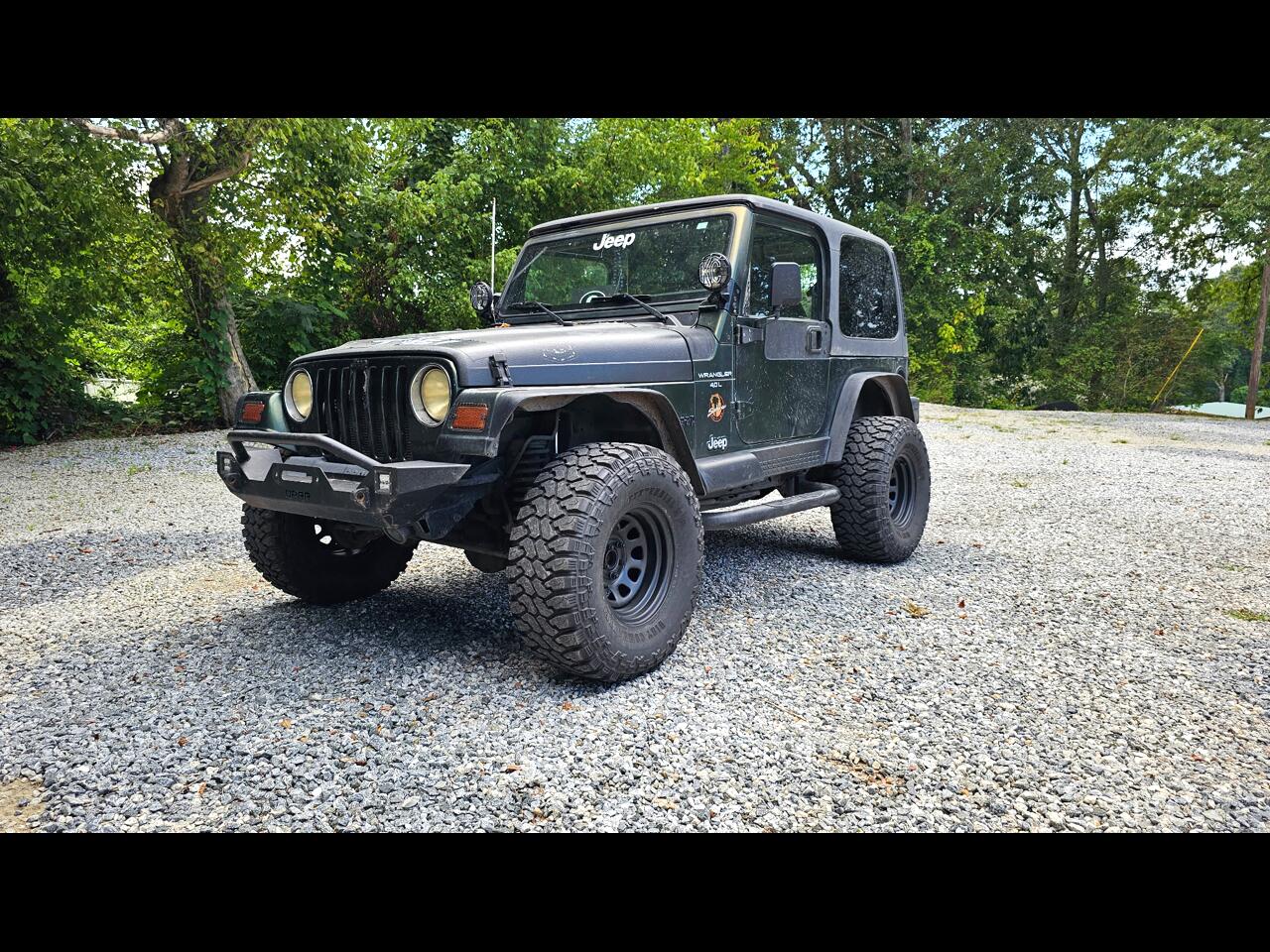 1997 Jeep Wrangler 2dr Sahara