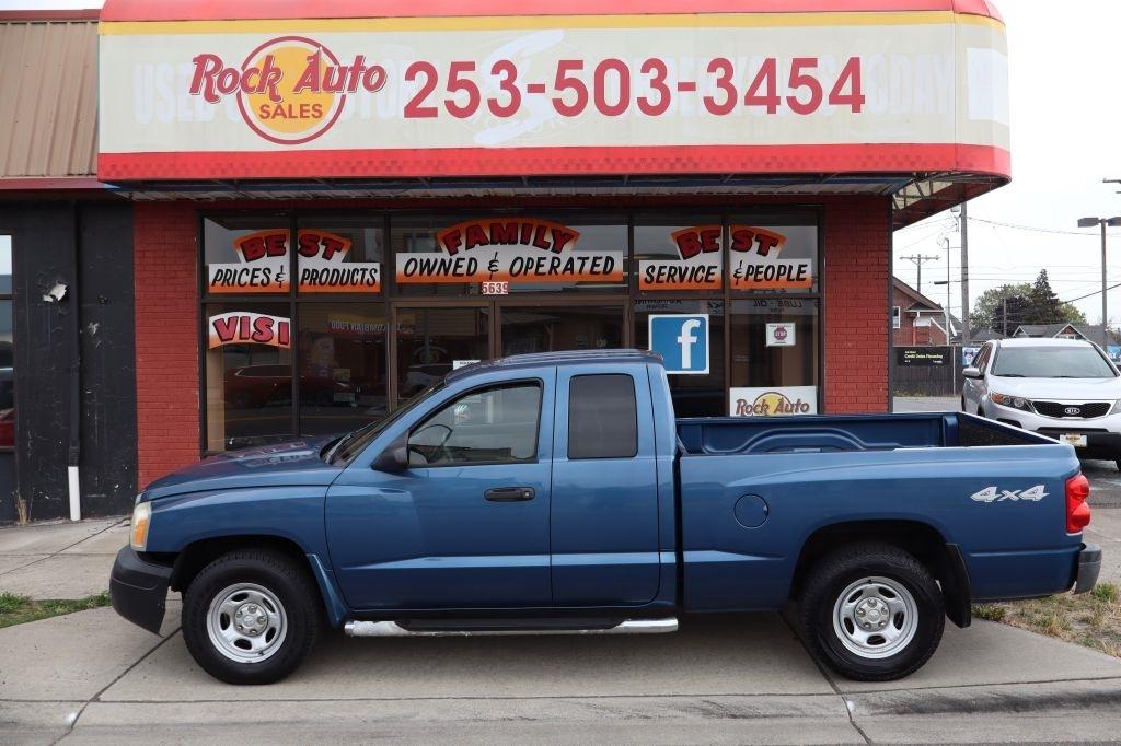 2005 Dodge Dakota ST Club Cab 4WD