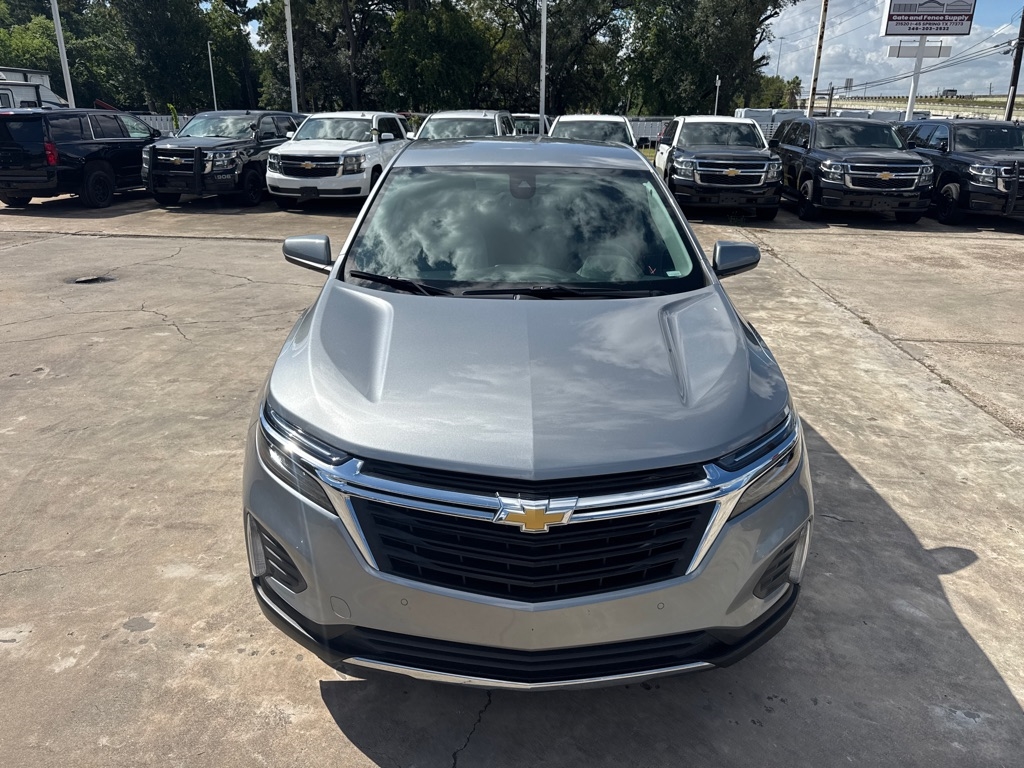 2024 Chevrolet Equinox LT photo 2