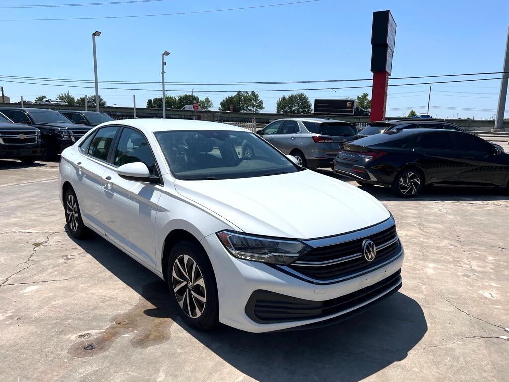 2024 Volkswagen Jetta S photo 3