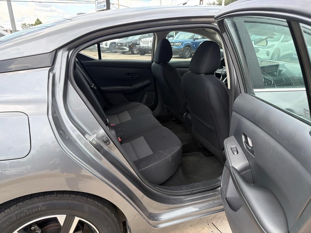 Nissan Sentra photo 18