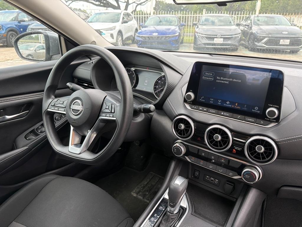 Nissan Sentra photo 22