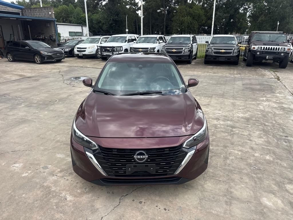 Nissan Sentra photo 2