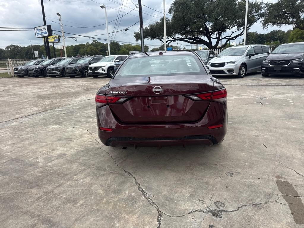 Nissan Sentra photo 6