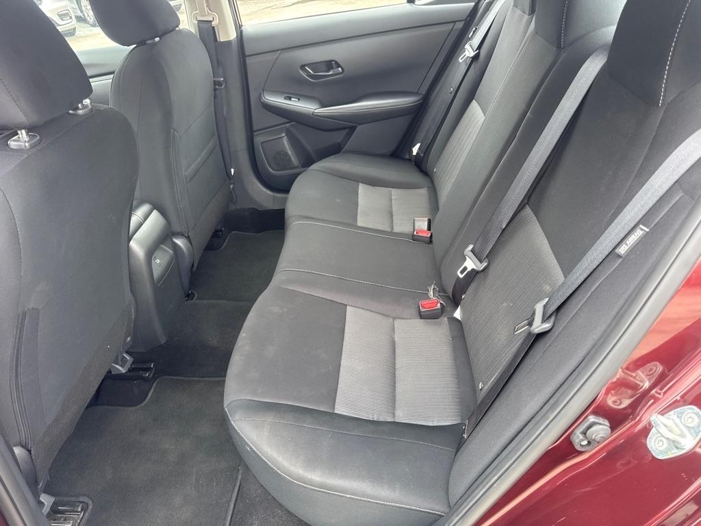 Nissan Sentra photo 16