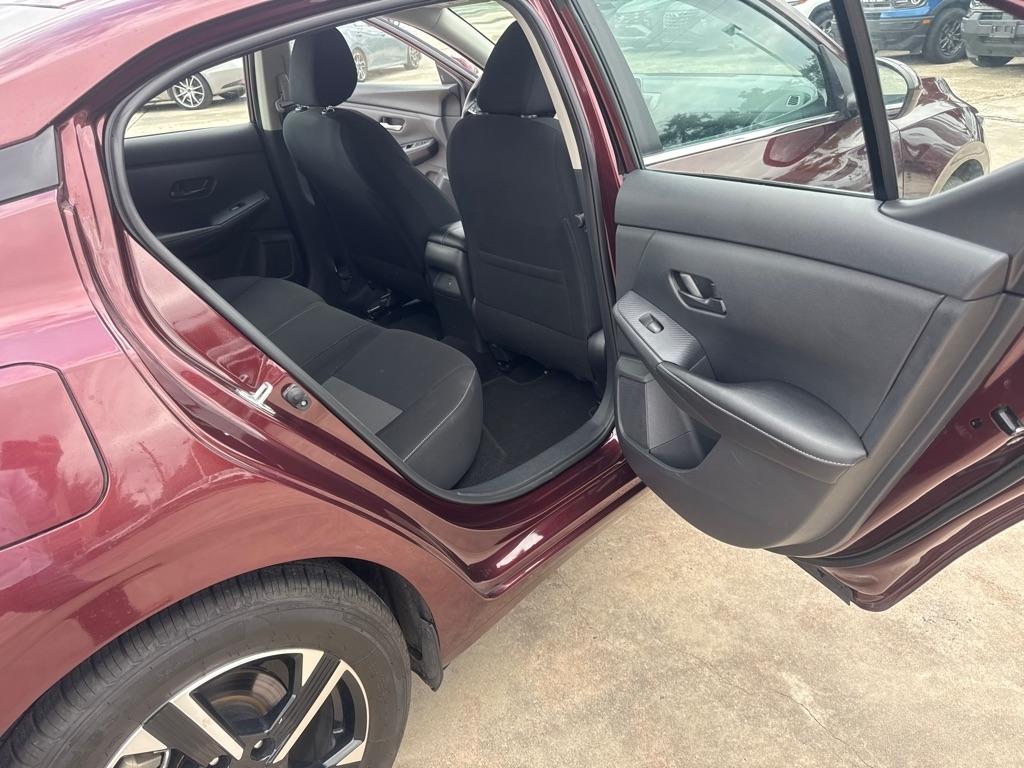 Nissan Sentra photo 17