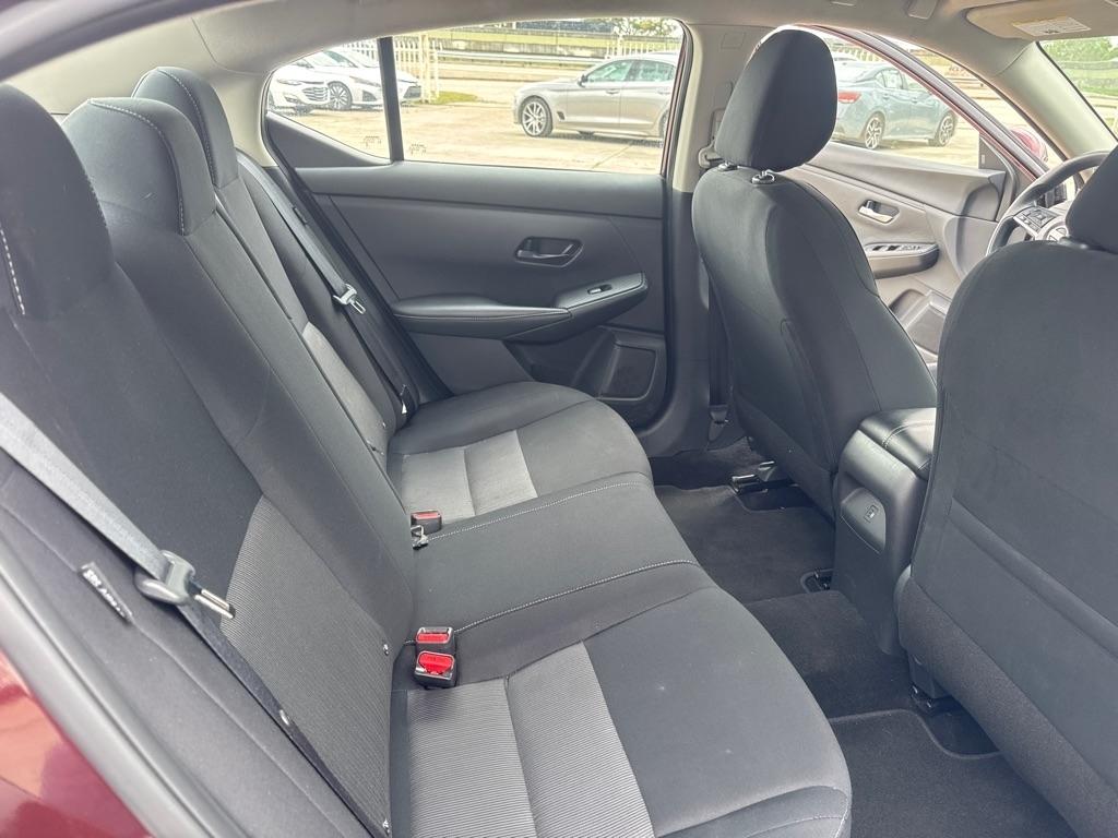 Nissan Sentra photo 19